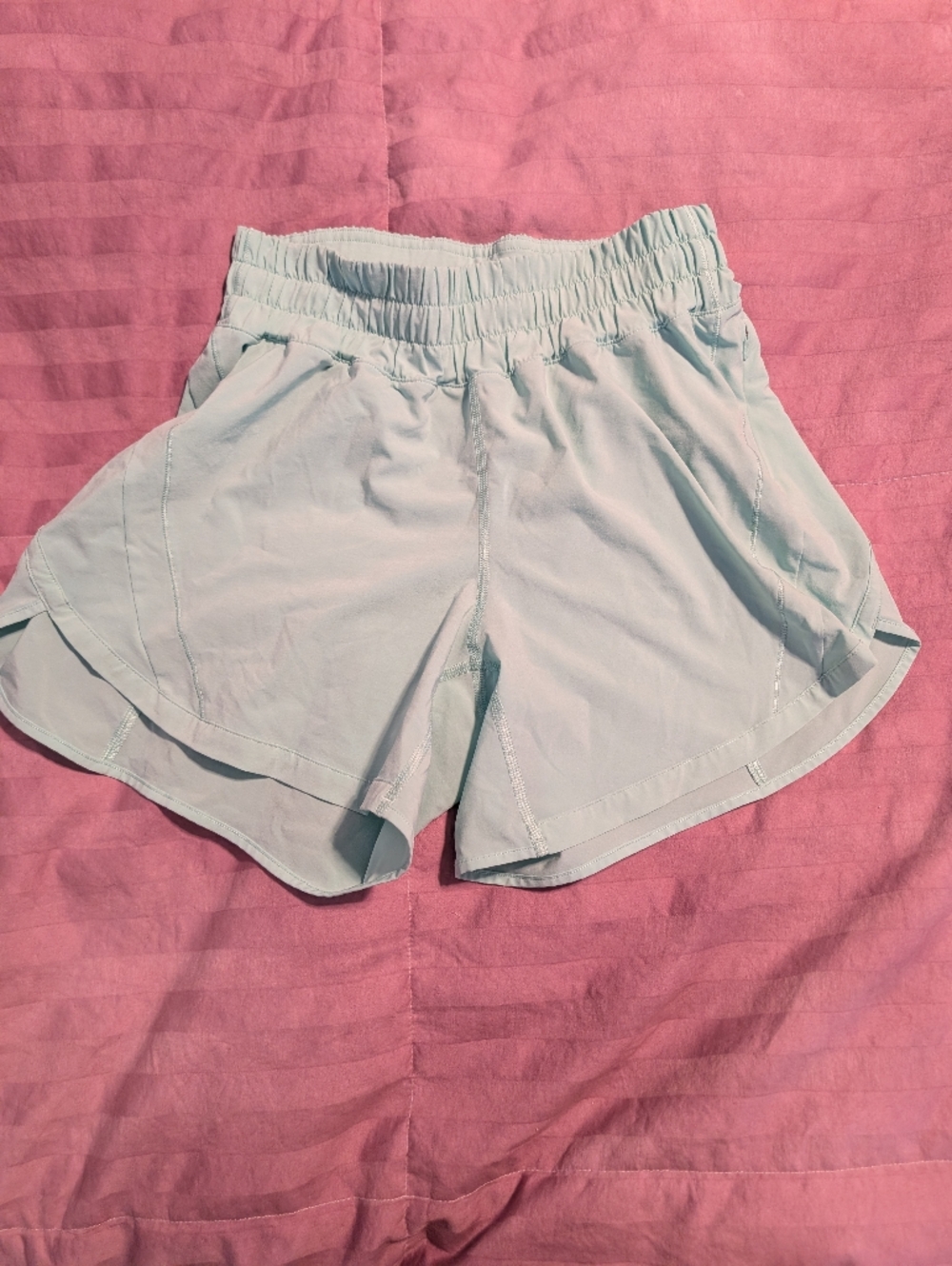 Lululemon Bright Mint Women’s Active Shorts with Elastic Waist